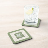 Dessous-de-verre Vert olive tendance avec fleurs blanches (Côté Droit)
