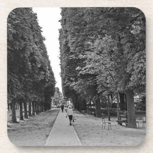 Dessous-de-verre Vieille femme au parc à Paris en été