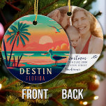 Destin Florida Vintage Seagull Sunset Souvenirs<br><div class="desc">Destin Beach Florida Vintage Seagull Palmiers rétro 60s Souvenirs. Design coucher de soleil avec votre plage et la mer Floride préférée, adapté pour les amateurs de la plage de Floride Towns, en particulier ceux qui aiment Destin Beach. - Ajoutez une photo sur le dos avec le modèle facile à utiliser....</div>