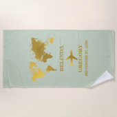 Destination Wedding World Passport Sage Green Gold Strandlaken (Voorkant)