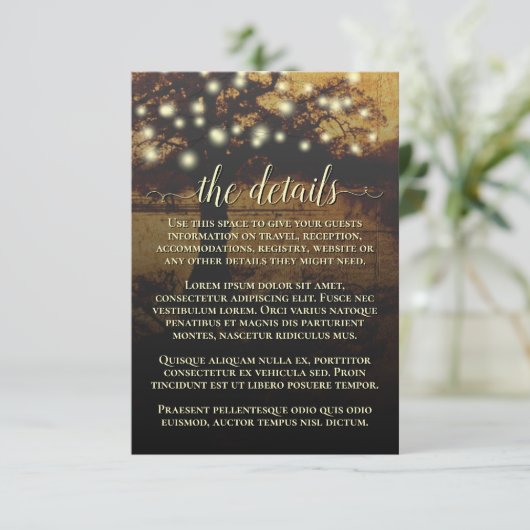 Details bijtende perkamenteelt en lichte bruiloft informatiekaartje (Staand voorkant)