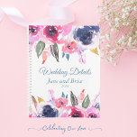 Détails du Mariage Floral bleu rose<br><div class="desc">Ce planificateur de dates de détails mariage présente un joli design floral rose et bleu. C'est un gardien même après votre cérémonie. Ce sera un doux rappel de votre journée spéciale et de tous les événements et la planification qu'il a fallu pour le rendre spécial!</div>