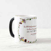 Deutéronome 31:8, 'N'ayez pas peur' Mug Florale (Devant gauche)