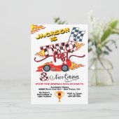 Deux Fast Race Car 2e Anniversaire Fête Invitation (Debout devant)