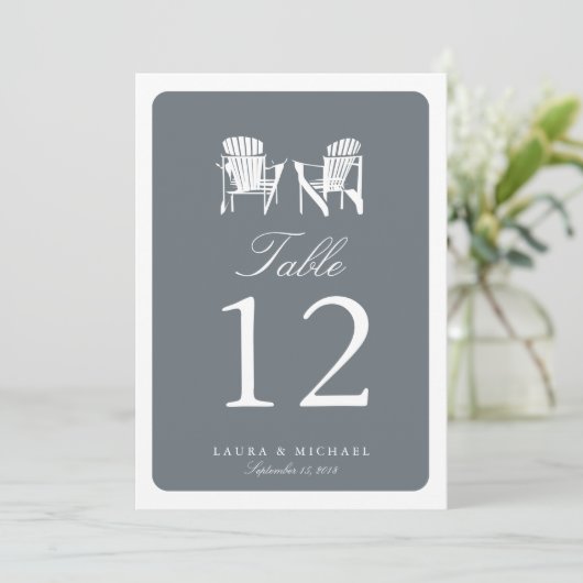 Deux Fauteuils Adirondack | Numéro de Table (Debout devant)
