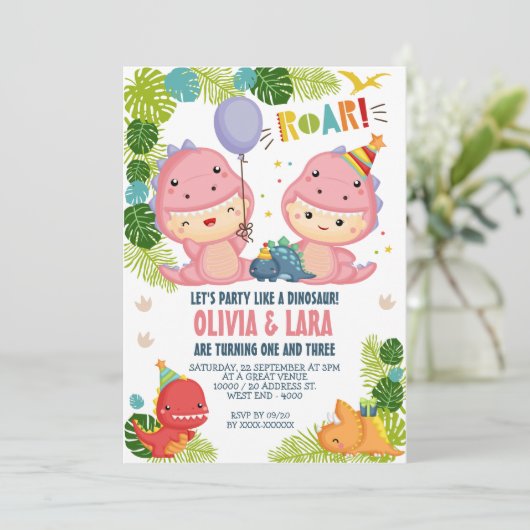 Deux Filles Dinosaur Invitation conjointe Annivers (Debout devant)