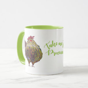 Deux gros poulets dans la tasse de béret