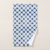 Deux images présentant un ensemble de serviettes (Serviette à main)