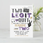 Deux legs pour quitter la deuxième invitation d'an (Debout devant)