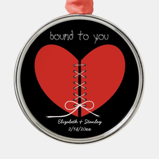 Deux moitiés d'un coeur noué avec un ornement ruba (Devant)