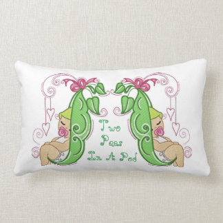 Deux pois dans un coussin lombaire de cosse