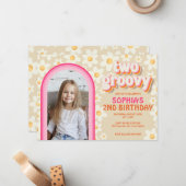 Deux Retro Super Daisy Photo Invitation Anniversai (Devant/Arrière en situation)