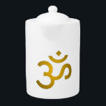 Devanagari om - Blanc<br><div class="desc">Avec des détails complexes autour du symbole Om,  chaque pièce est pensée pour capter l'attention tout en rayonnant de l'énergie positive. La couleur dorée douce ajoute une touche de sophistication qui complète n'importe quelle tenue ou accessoire.</div>