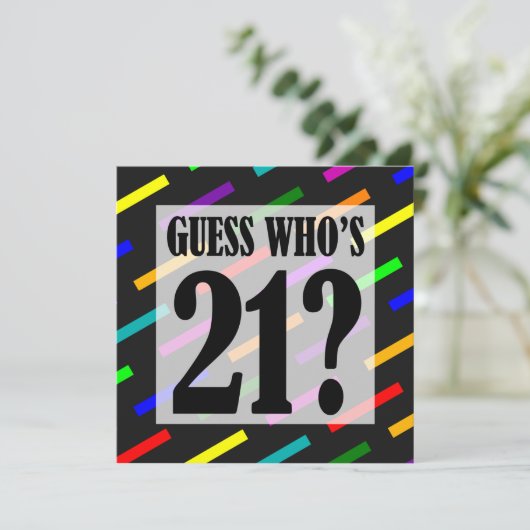 Devinez qui a 21 invitations à la fête d'anniversa (Debout devant)