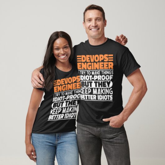 DevOps Engineer Ik probeer dingen grappig te zegge T-shirt (Unisex)