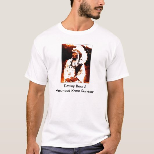 Dewey Beard, Dewey BeardWond Knee Survivor T-shirt (Voorkant)