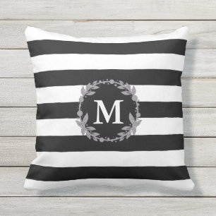 D'extérieur Coussin décoré d'un monogramme de grande rayure