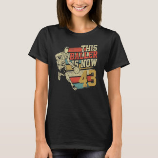 Deze bezoeker is nu 43 schattige 43e verjaardag Ba T-shirt