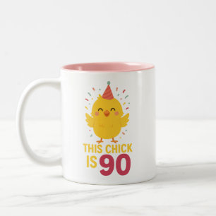 Deze Chick is 90 Schattigee en leuke verjaardag Tweekleurige Koffiemok