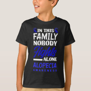 Deze familie niemand vecht alleen alopecia bewustz t-shirt