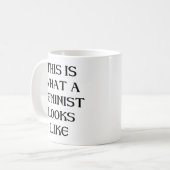 Deze feministe koffiemok (Voorkant links)