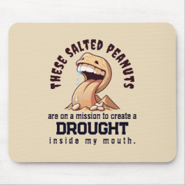 Deze gezouten pinda's zijn op een missie naar creë muismat