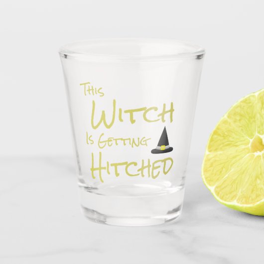 Deze heks wordt gehitst shot glas (Voorkant)