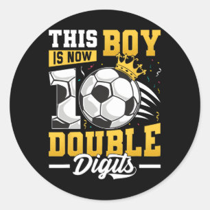 Deze jongen dubbele cijfers voetbal 10 jaar oude j ronde sticker