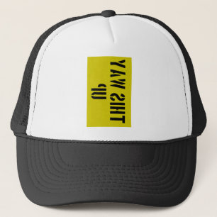Deze kant boven trucker pet