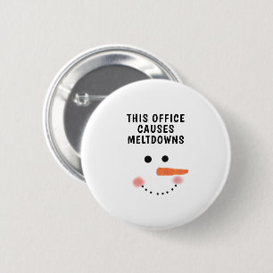 Deze Kantoor veroorzaakt Meltdowns Funny Gezegde S Ronde Button 5,7 Cm