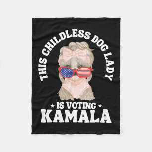 Deze kinderloze hondendame stemt Kamala 2024 Funn Fleece Deken