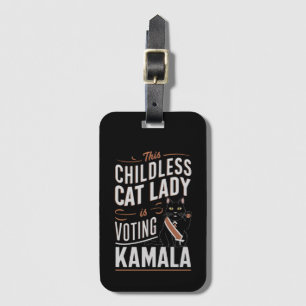 Deze kinderloze kattenvrouw stemt op Kamala Bagagelabel