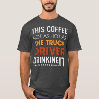 Deze koffie is niet zo warm als de driekoppeling v t-shirt