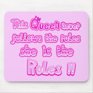 Deze koningin volgt nooit de regels lichtroze muismat