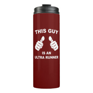 Deze man is een ultra-runner thermosbeker