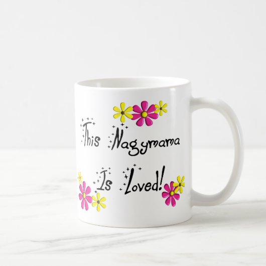 Deze Nagymama (Hongaarse grootmoeder) is LOVED Koffiemok (Rechts)