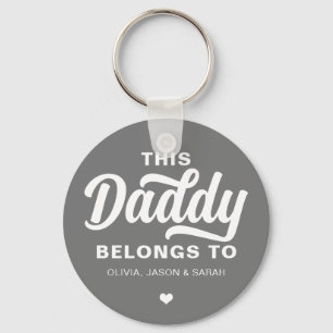 Deze pappa behoort tot Vaderdag Silver Grey Sleutelhanger