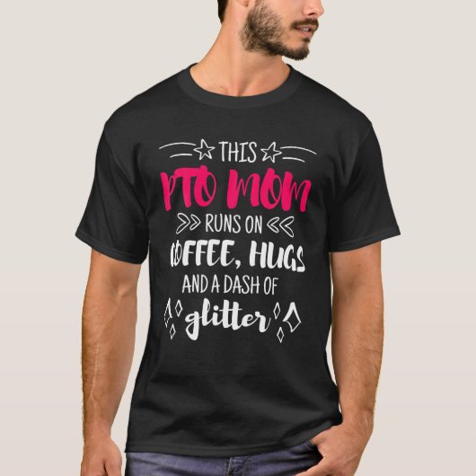 Deze PTO-mam loopt op hugs en Glitter Volunr T-shirt (Voorkant)