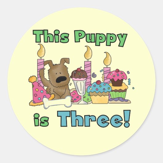 Deze puppy is drie T-shirts en geschenken Ronde Sticker (Voorkant)