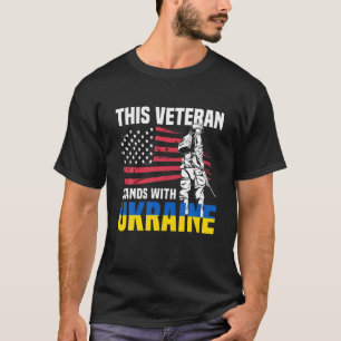 Deze veteraan staat met Oekraïne T-shirt