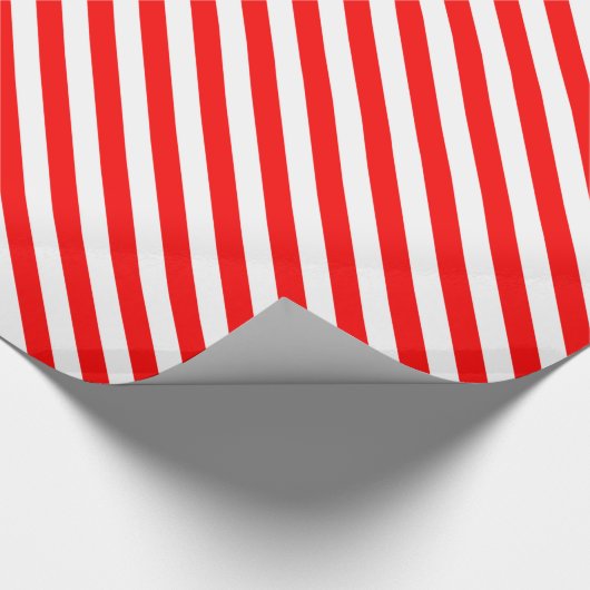 Diag Stripes - wit en rood Cadeaupapier (Hoek)