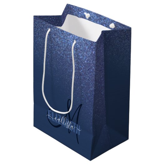 Diagonaal blauw glitter gradiënt Ombre Monogram Medium Cadeauzakje (Voorkant Gekanteld)