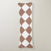 Diamantpatroon in wit en Mocha Mousse Lichaamskussen (Voorkant Verticaal)