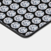 Diamants gris clair abstraits sur fond noir (Coin)