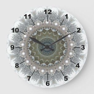 Diamants, perles et horloge ronde de pierres
