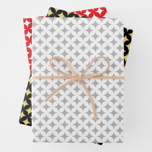 Diamond Star op zwart, rood en wit inpakpapier (In situ)