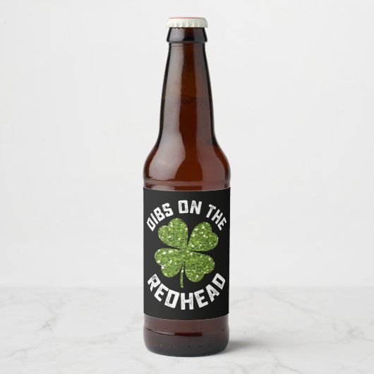 Dibs op de roodharige St Patrick's Day Shamrock Bier Etiket (Voorkant)