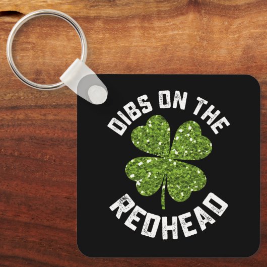 Dibs op de roodharige St Patrick's Day Shamrock Sleutelhanger (Voorkant)
