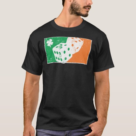 Dice Game St Patrick's Day Irish Flag C Distressed T-shirt (Voorkant)