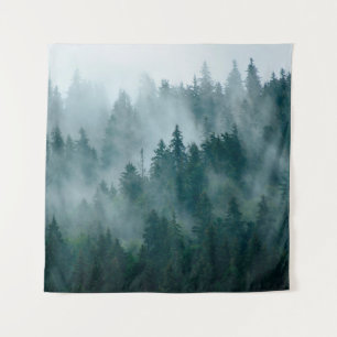 Dichtbevolkt landschap met bosbos in de  van de hi wandkleed